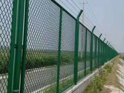 高速公路围栏图片4